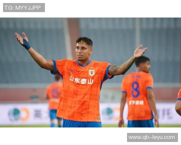 中超联赛第28轮山东泰山迎战上海海港争夺关键积分之战