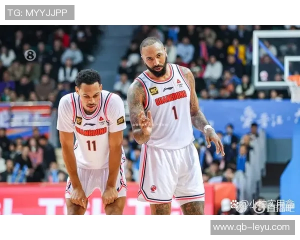 杰弗森称赞奎因潜力巨大期待其成为美国男篮理想内线球员 杰弗森称赞奎因潜力巨大期待其成为美国男篮理想内线球员