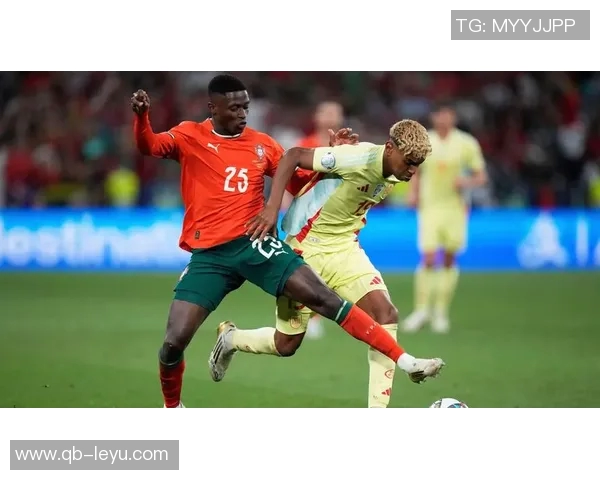 努诺门德斯任意球惊艳全场法甲官方称其为世界最佳左后卫 努诺门德斯任意球惊艳全场法甲官方称其为世界最佳左后卫